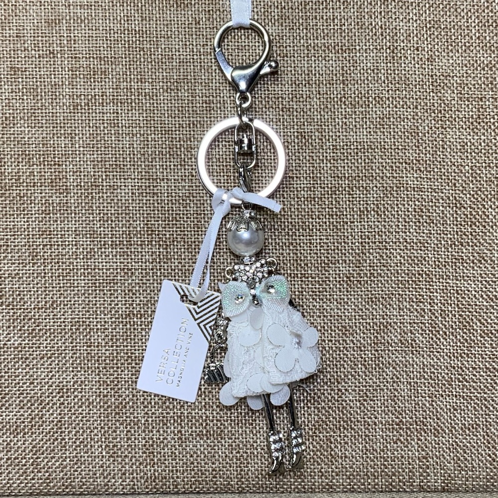 Magnolia & Vine “ZOE” bag accessory.  Key Ring/Bag Charm 6.5” - Picture 1 of 3